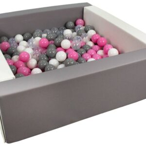 Firkantet boldbassin i skum. Med bolde